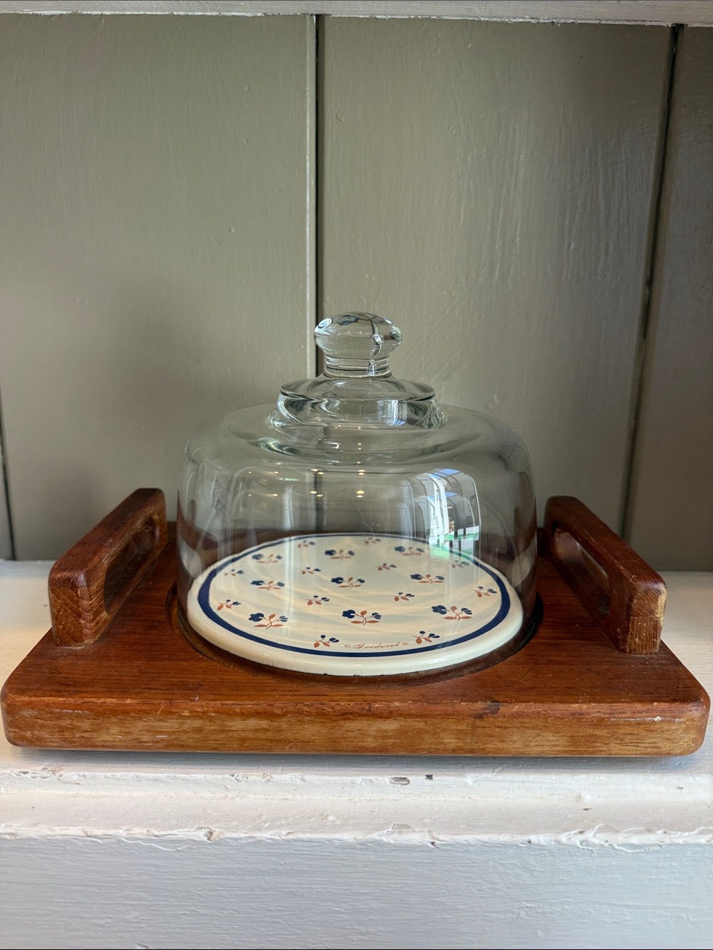 Goodwood | Glass Dome and Teak Cheese Cloche with Ceramic Plate